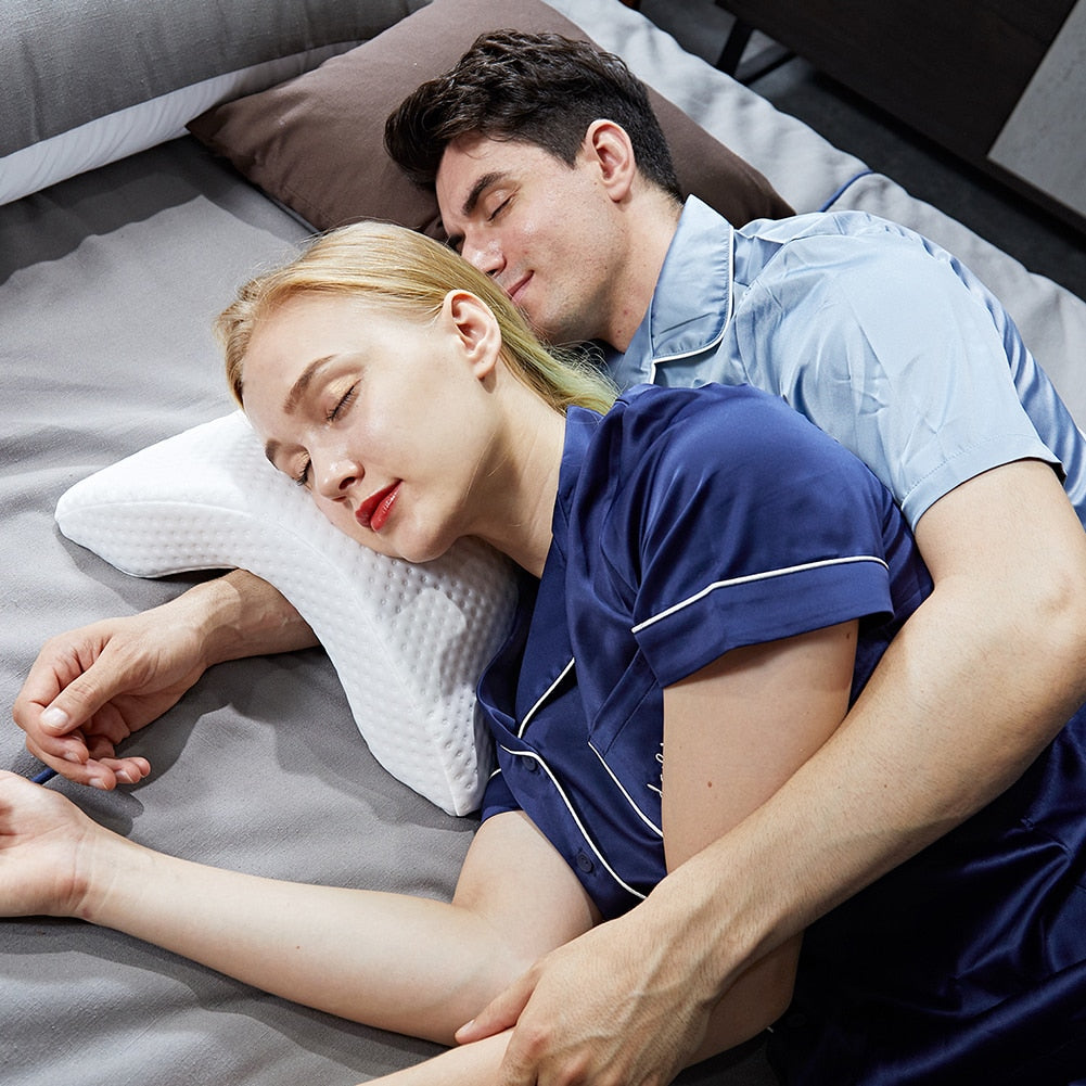 Ergonomic Memory Foam Pillow